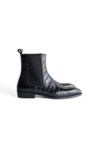 Carrucci KB503X-601E Men’s Embossed Leather Chelsea Boot