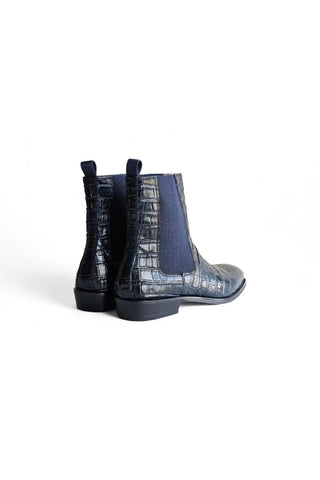 Carrucci KB503X-601E Men’s Embossed Leather Chelsea Boot
