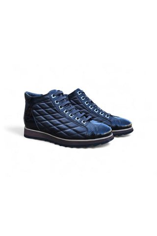 Carrucci KB626-13E Embossed Leather Sneaker
