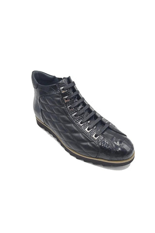 Carrucci KB626-13E Embossed Leather Sneaker