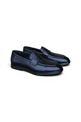 Carrucci KS715-02 Tumbled Leather Penny Loafer