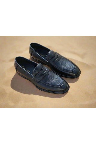 Carrucci KS715-02 Tumbled Leather Penny Loafer