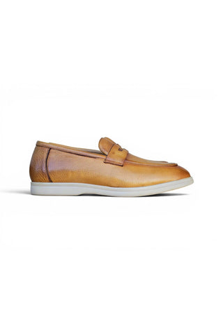 Carrucci KS715-02 Tumbled Leather Penny Loafer