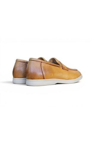 Carrucci KS715-02 Tumbled Leather Penny Loafer