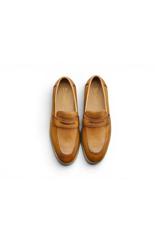 Carrucci KS715-02 Tumbled Leather Penny Loafer