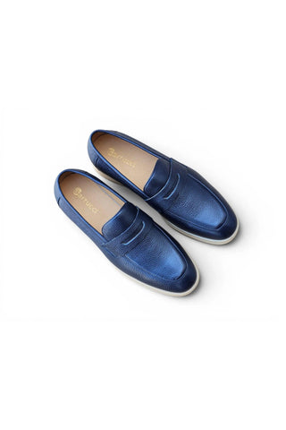 Carrucci KS715-02 Tumbled Leather Penny Loafer