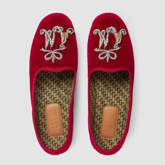 Gucci 574881 FAS60 6472 Men's Shoes Red Velvet 'AM' Appliqué Slip-On Loafers (GGM1726)-AmbrogioShoes