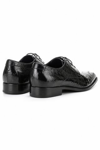 Black 03 rear medial three-quarter