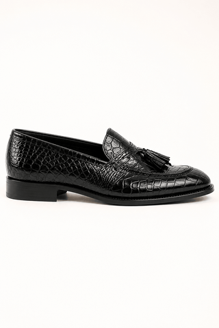 Caporicci Style 1415 Black alligator fringe loafer, right-facing outer-side view