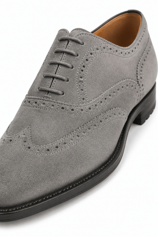 Caporicci 921 Suede Wingtip Oxford Gray, suede and brogue detail