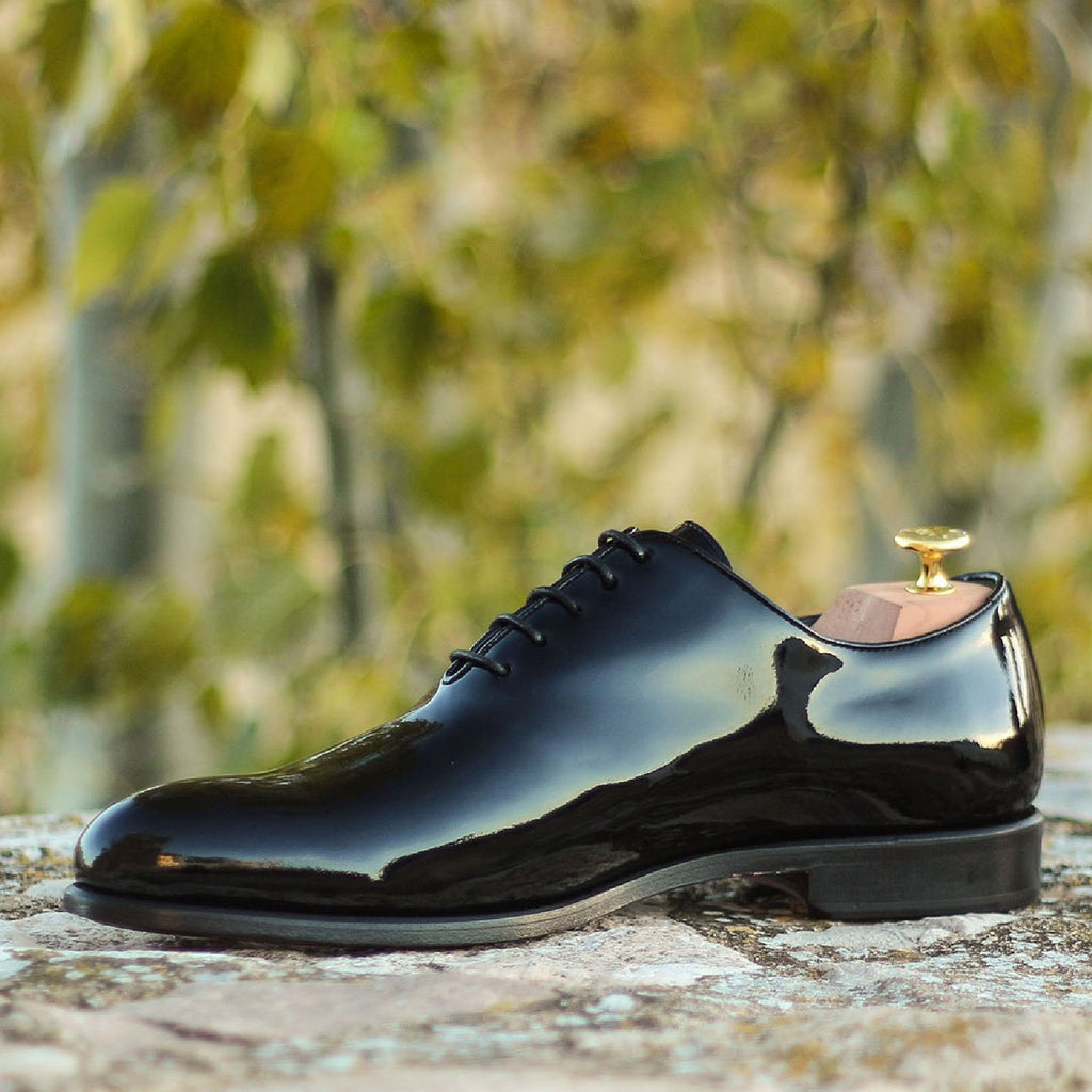 Landmark listen chain Ambrogio Bespoke Custom Men's Shoes Black Patent Leather Wholecut Oxfo –  AmbrogioShoes