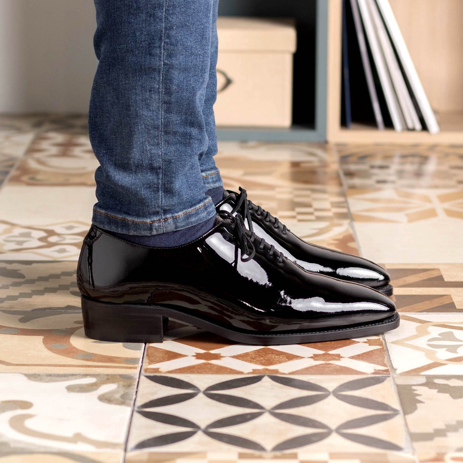 Ambrogio Men's Dress Shoes Black Patent Leather Wholecut Tuxedo Oxford –  AmbrogioShoes
